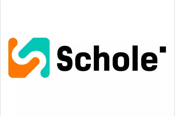 SCHOLE Touchless Shampoo SCHOLE Touchless Shampoo